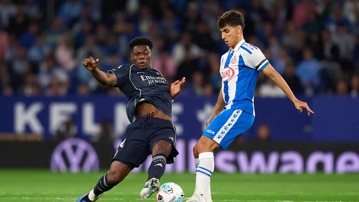 BARCELONA, SPAIN - MAY 03: Aurelien Tchouameni of Real Madrid competes for the ball with Ramon Terrats of RCD Espanyol de Barcelona during the LaLiga EA Sports match between RCD Espanyol de Barcelona and Real Madrid CF at RCDE Stadium on May 03, 2026 in Barcelona, Spain. (Photo by Pedro Salado/Getty Images)