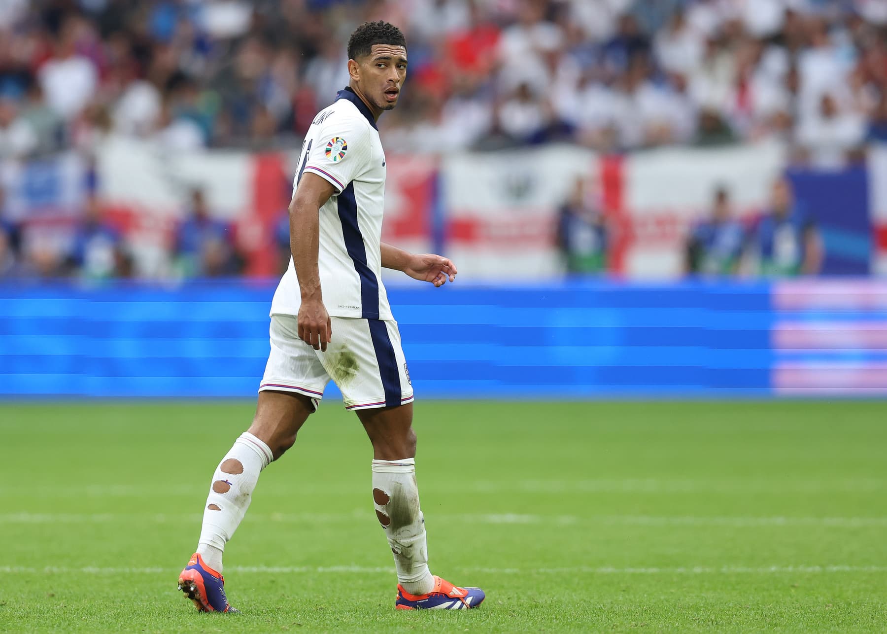 Jude Bellingham avec le maillot de l'Angleterre (Icon Sport)