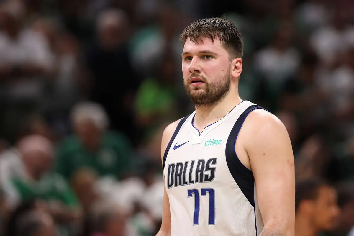 Luka Doncic avec les Dallas Maverics (Photo by Elsa/Getty Images)