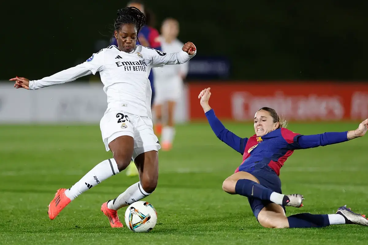 Le Real Madrid s'est incliné 0-4 face au Barça samedi (realmadrid.com)