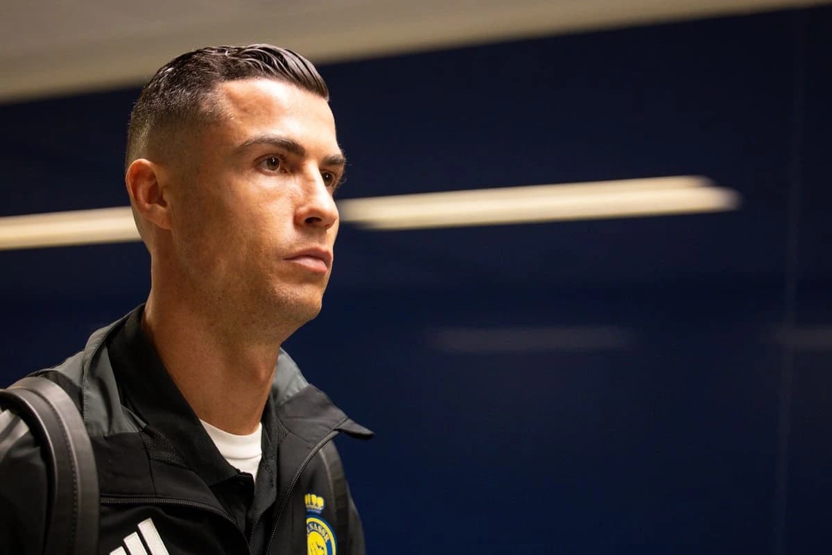 JEDDAH, SAUDI ARABIA - DECEMBER 6: Cristiano Ronaldo of Al Nassr arrives at stadium prior the Saudi Pro League match between Al-Ittihad v Al-Nassr at King Abdullah Sports City on December 6, 2024 in Jeddah, Saudi Arabia. (Photo by Yasser Bakhsh/Getty Images)