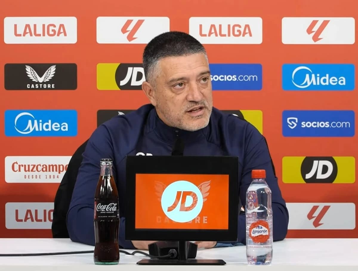 García Pimienta, entraîneur du FC Séville : "Les gens disent que Mbappé n'est pas en forme et regardez le nombre de buts qu'il a marqués" (sevillafc.es)