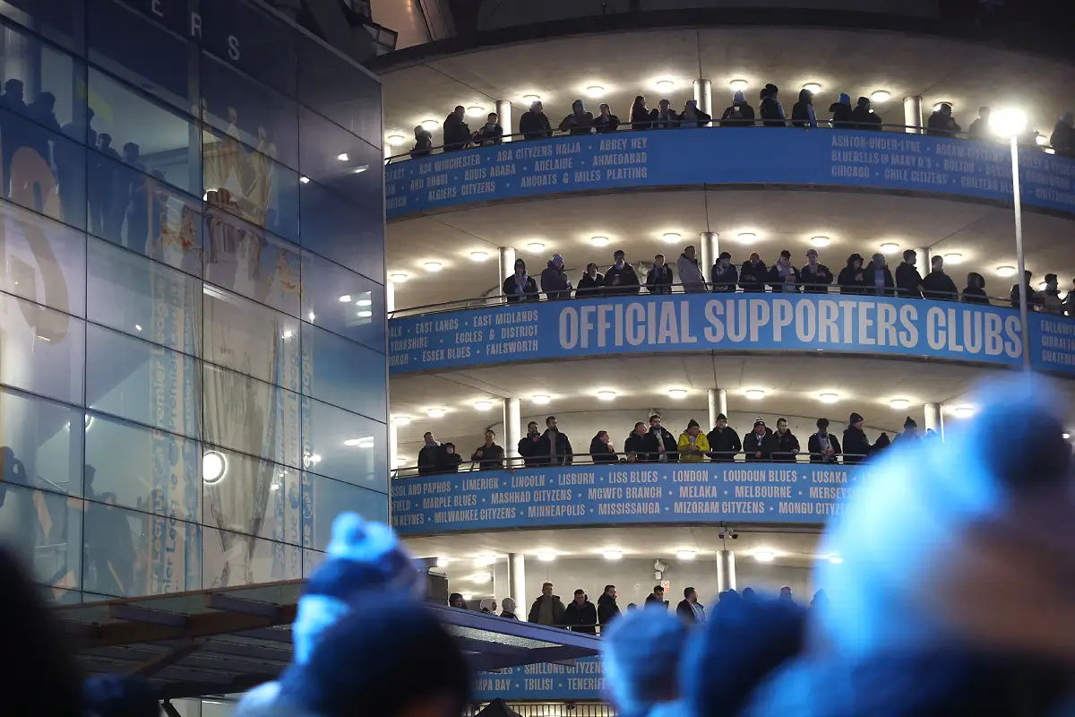 Les supporters de Manchester City lors du match aller (Photo by Carl Recine/Getty Images).