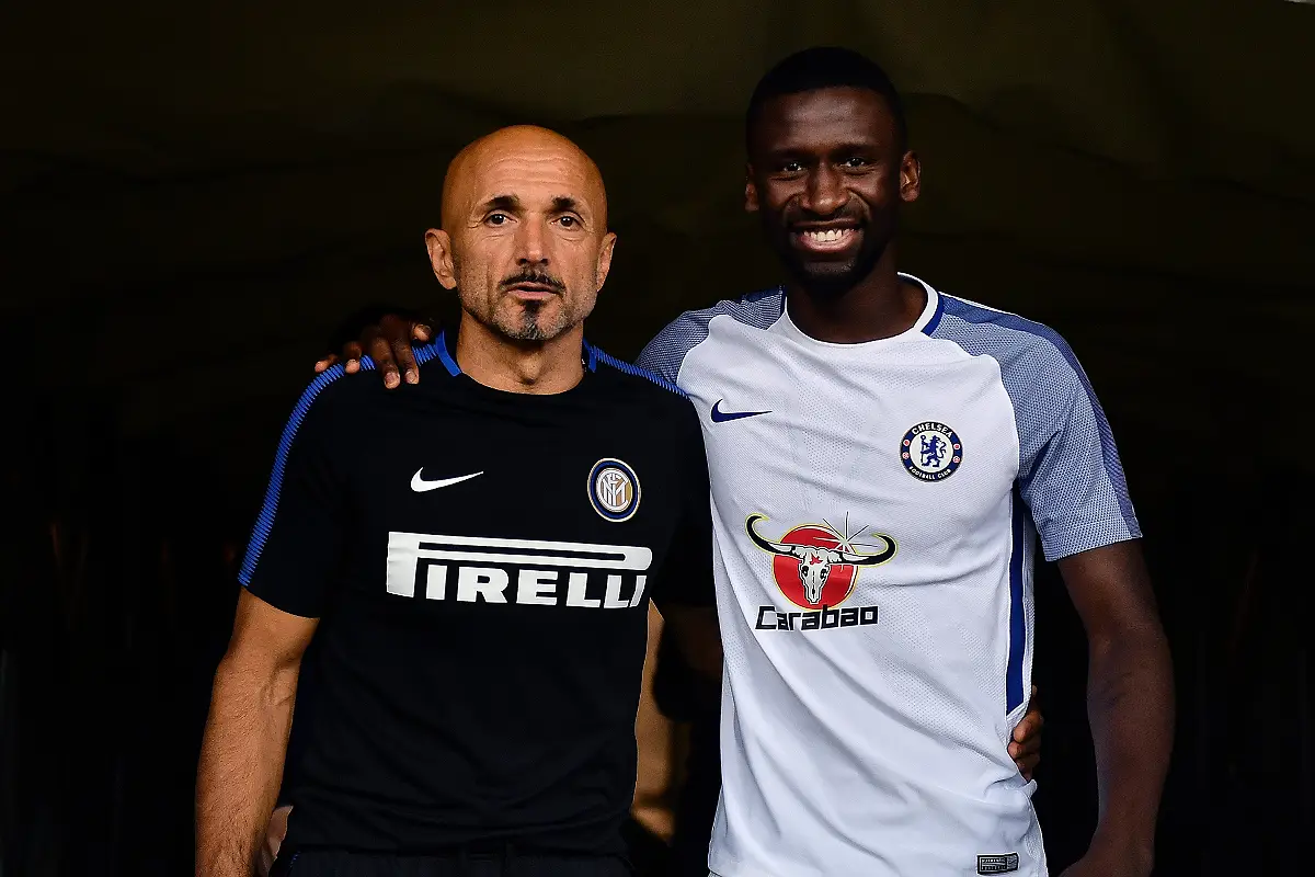 Rüdiger et Spalletti en 2017 (Photo by Thananuwat Srirasant/Getty Images for ICC).