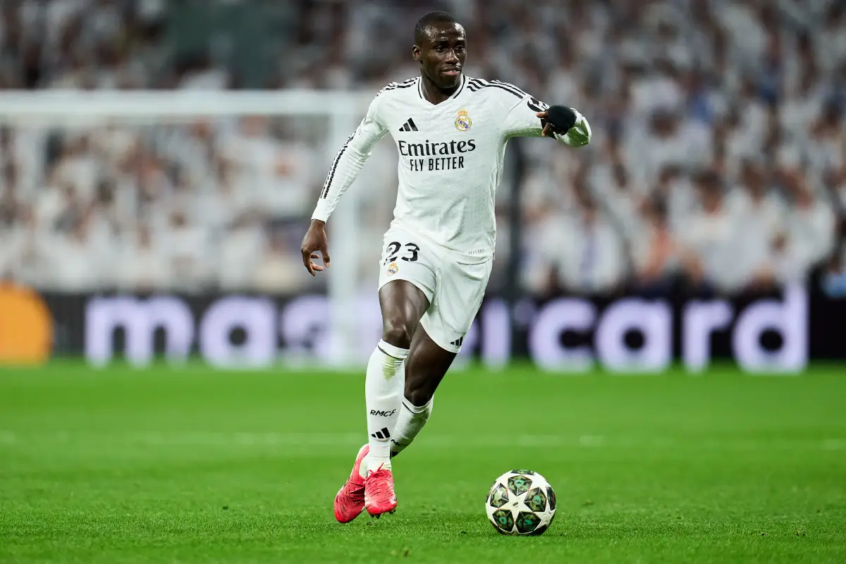 Ferland Mendy mardi soir au Bernabéu (Photo by Aitor Alcalde/Getty Images).