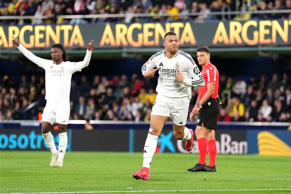 Mbappé après son doublé ce samedi (Photo by Aitor Alcalde/Getty Images).