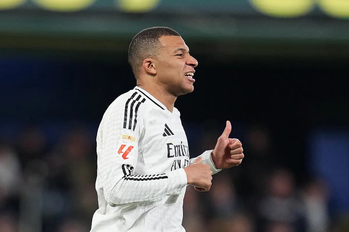 Mbappé face à Villarreal (Photo by Aitor Alcalde/Getty Images).