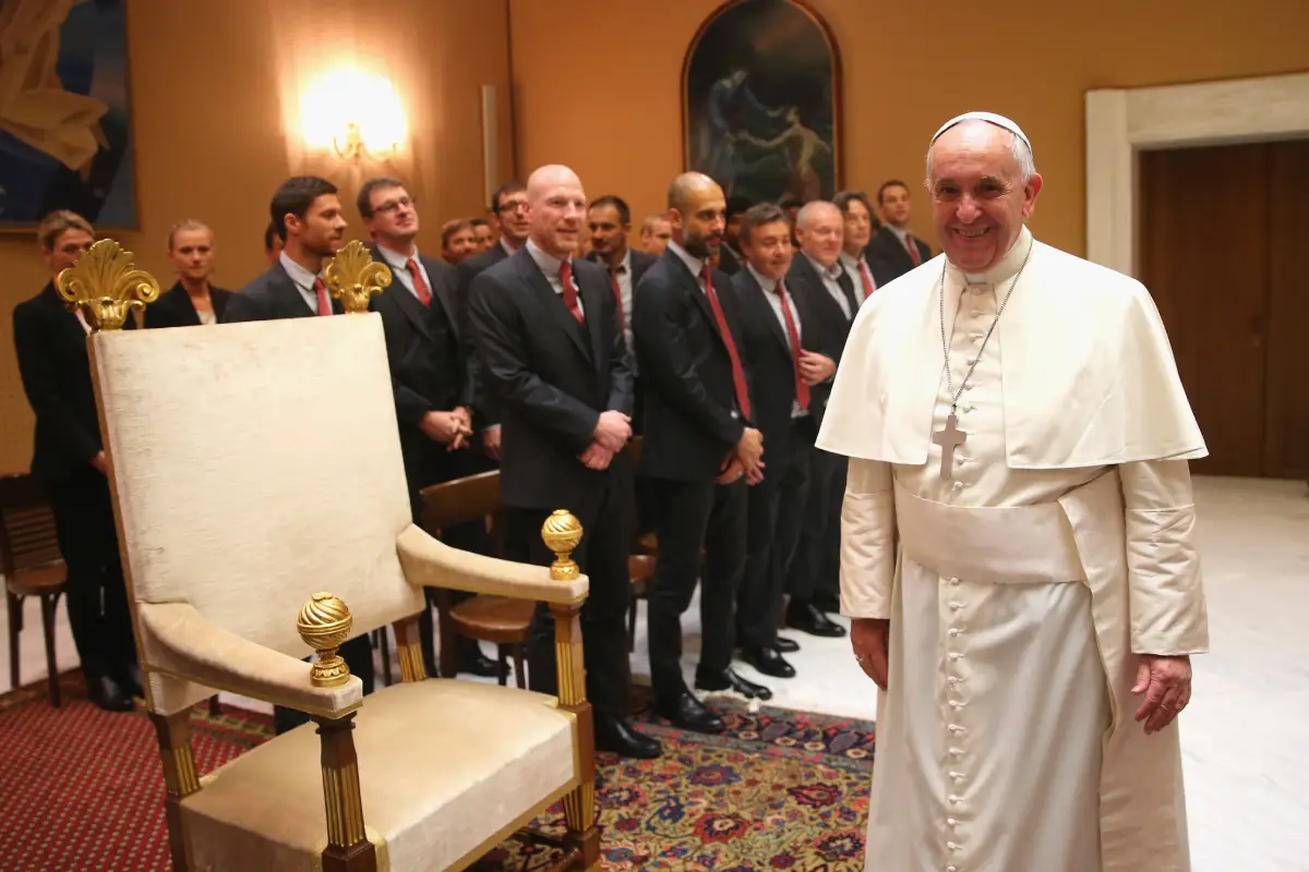 Le Real Madrid a rendu hommage au pape François, ici en 2014 ((Photo by Alexander Hassenstein/Bongarts/Getty Images).