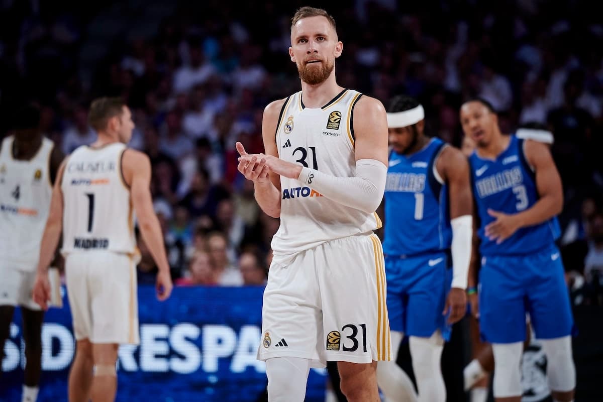 MADRID, SPAIN - OCTOBER 10: #31 Dzanan Musa of Real Madrid during Exhibition match between Real Madrid and Dallas Mavericks at WiZink Center on October 10, 2023 in Madrid, Spain. (Photo by Borja B. Hojas/Getty Images)
