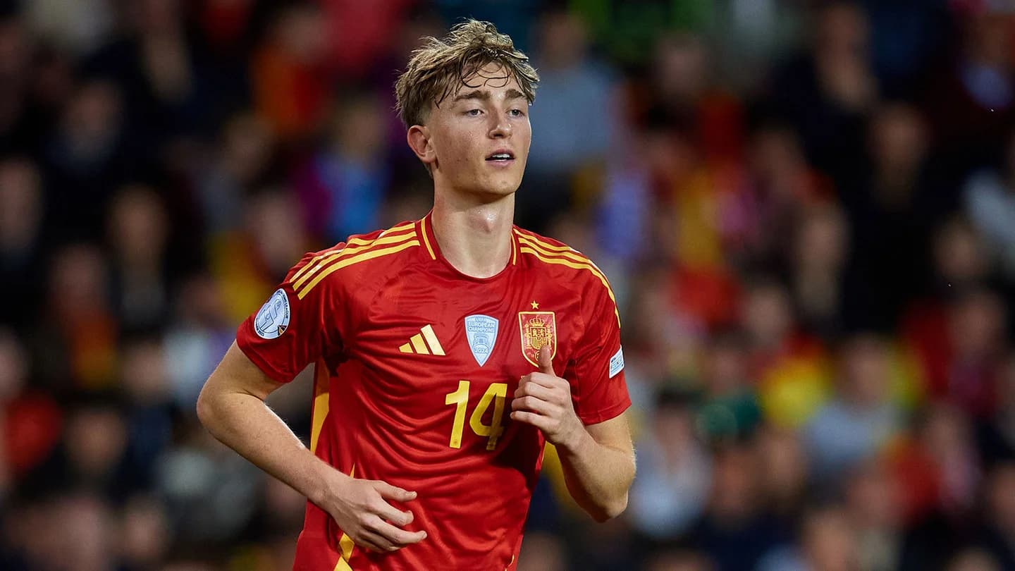 OFFICIEL : Huijsen est un joueur du Real Madrid (realmadrid.com)