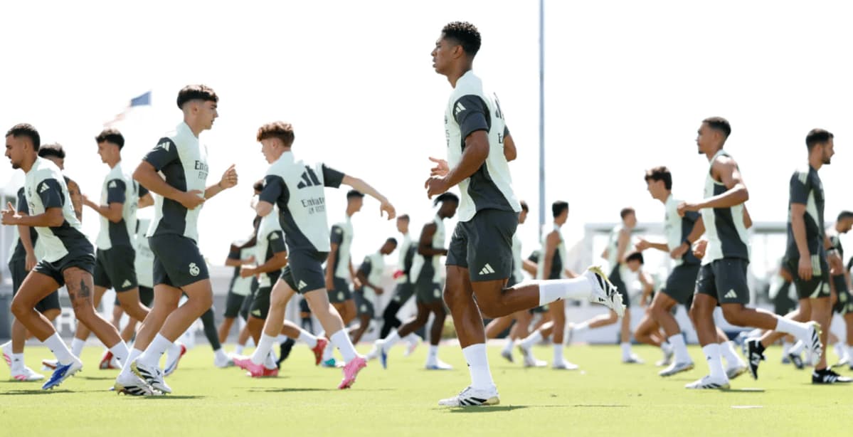 Le Real Madrid effectue sa première séance d'entraînement au Gardens North County District Park de Palm Beach (Pedro Castillo et Antonio Villalba).