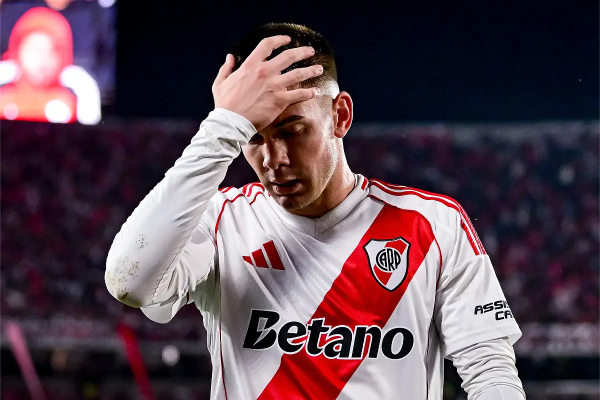 Mastantuono avec River Plate (Photo by Marcelo Endelli/Getty Images).