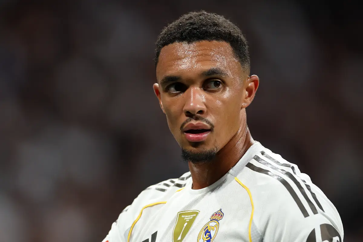 Trent Alexander-Arnold face à Osasuna (Photo by Florencia Tan Jun/Getty Images).