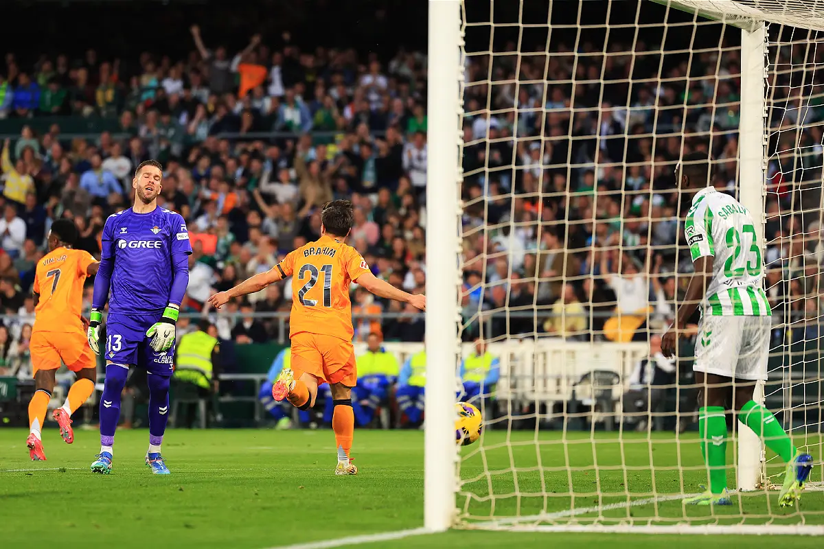 Brahim Diaz célébrant son but (Photo by Fran Santiago/Getty Images).