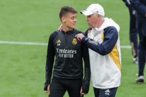 Arda Güler et Carlo Ancelotti à l