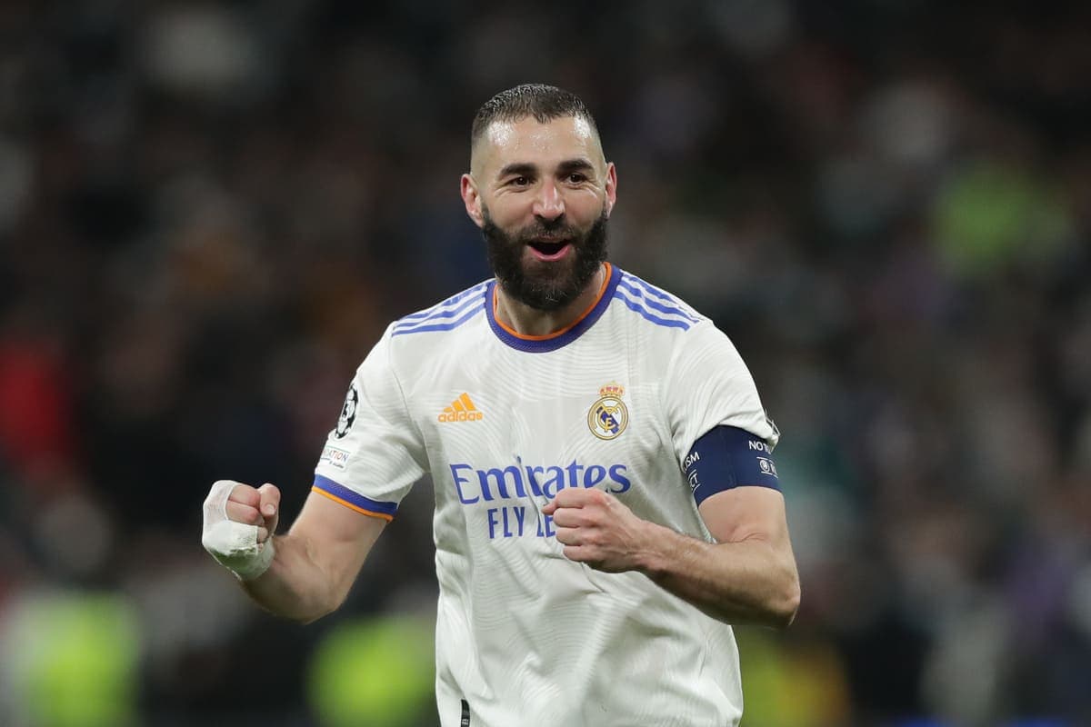 Karim Benzema lors de la remontada face au PSG en 2022 (photo par Gonzalo Arroyo Moreno/Getty Images).