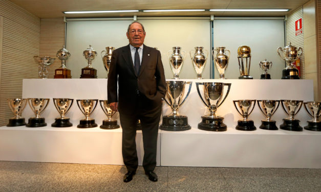 Hommage à Paco Gento, le seul joueur de l’histoire à avoir remporté 6 Coupes d’Europe
