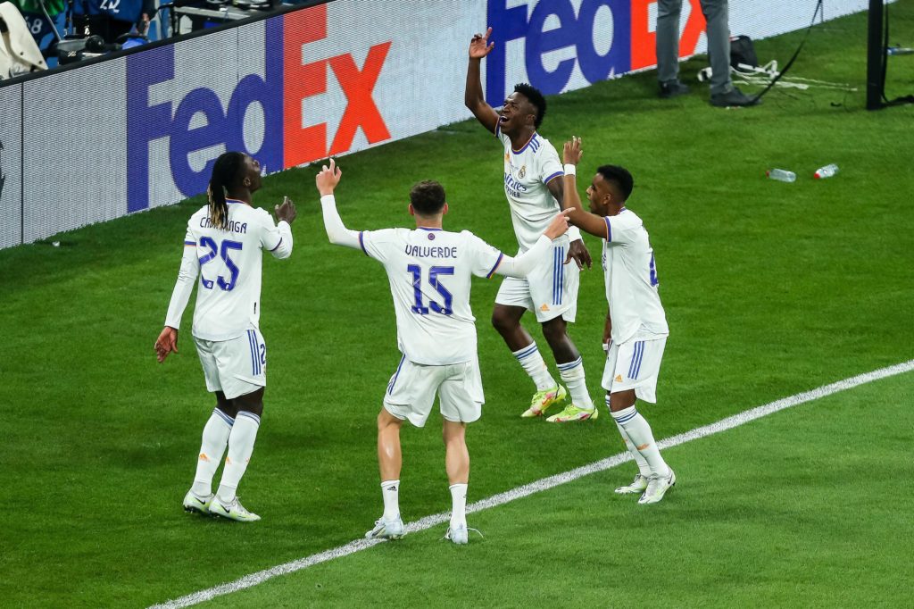Les jeunes talents du Real Madrid célébrant la qualification en finale de Ligue des champions 2021-2022.