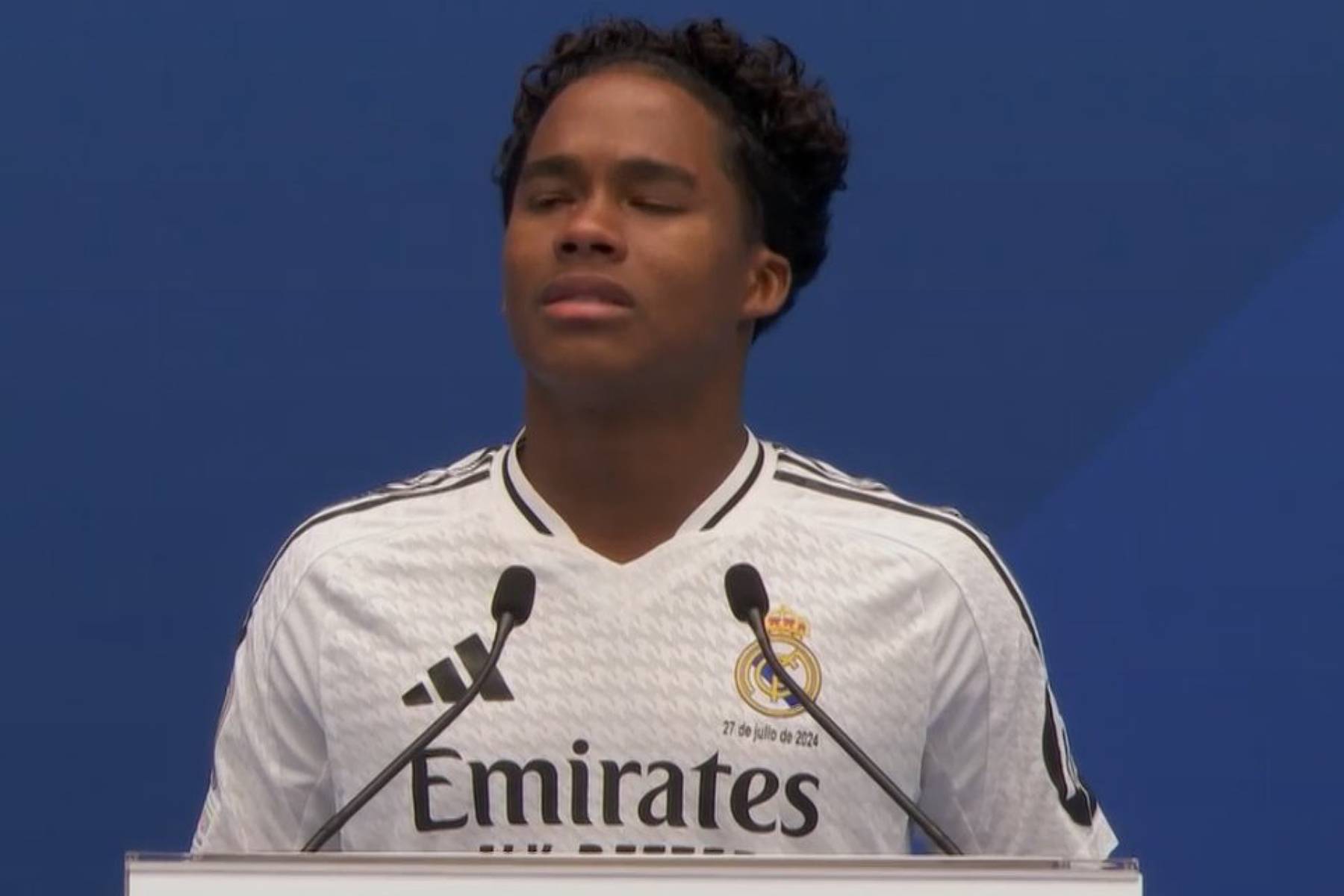 Endrick en larmes lors de sa présentation (Realmadrid TV)
