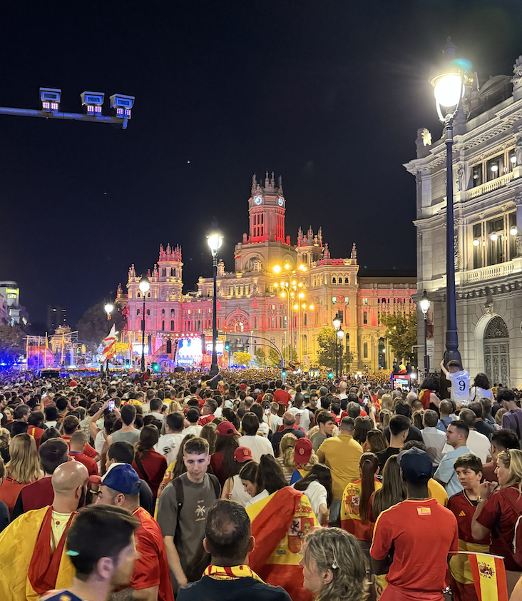 La fête à la plaza de Cibeles ce lundi pour l