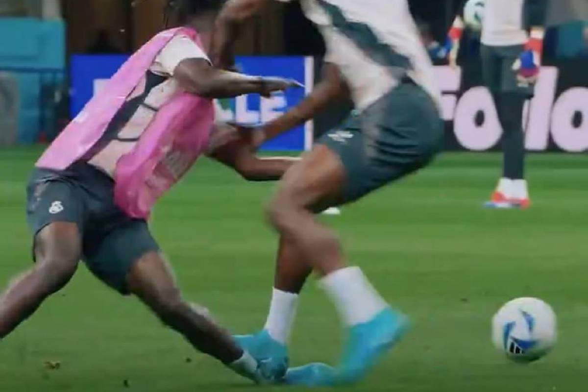 L'image du contact entre Camavinga et Tchouaméni (Javier Herraez)