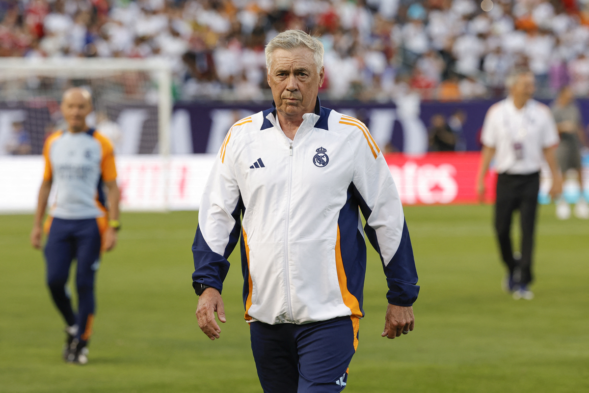 Ancelott, entraîneur du Real Madrid, lors de la rencontre face à Milan (Getty Images)