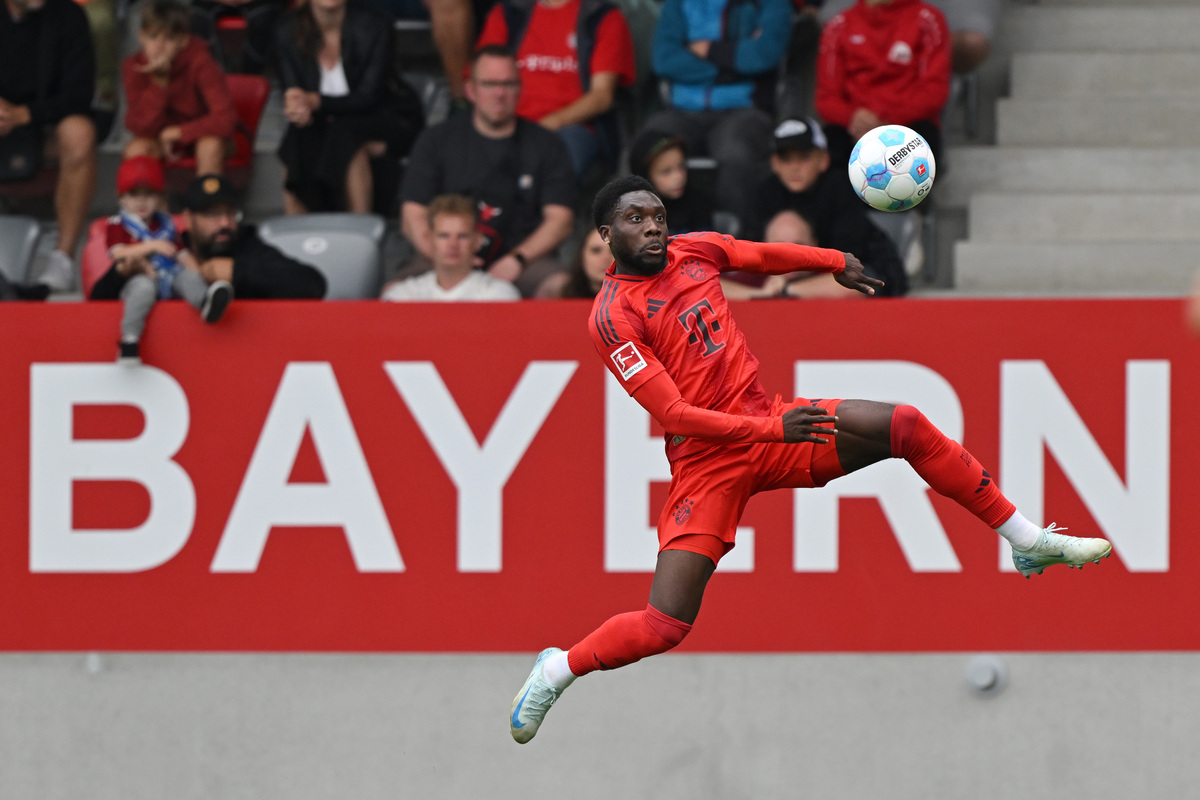 Alphonso Davies lors de la rencontre de pré-saison entre le Bayern Münich et les Grasshoppers de Zürich (Getty Images)