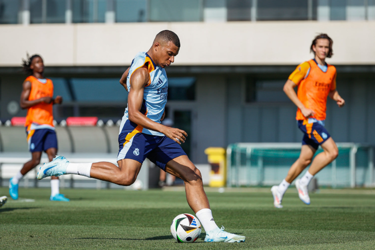 Mbappé à l'entraînement (Real Madrid)