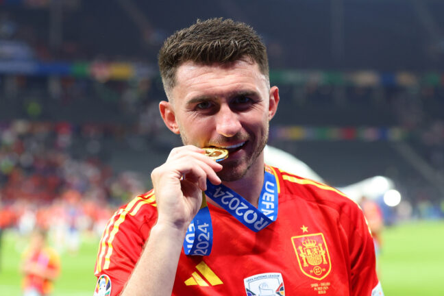 Aymeric Laporte lors de la victoire de l'Espagne à l'Euro (Getty Images)
