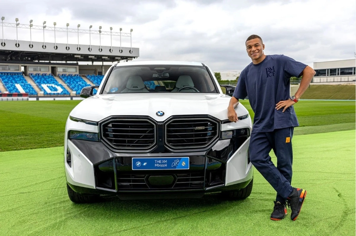 Mbappé a opté pour un modèle hybride (realmadrid.com)