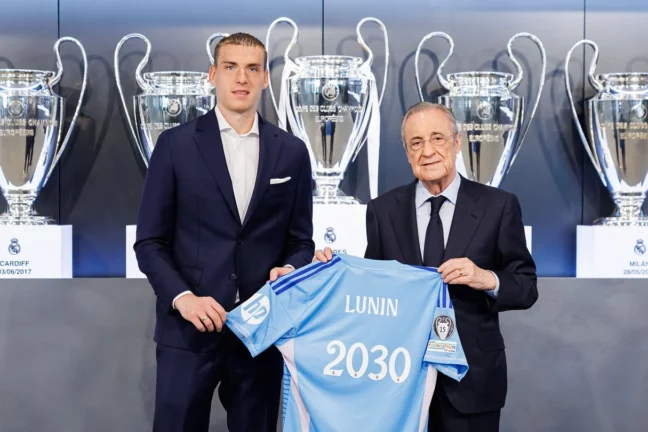 Andriy Lunin prolonge jusqu'en 2030 au Real Madrid (site officiel)