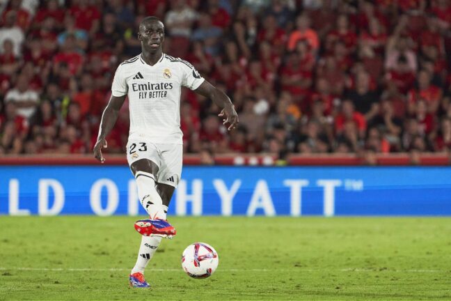 Ferland Mendy face à Majorque (Photo by Rafa Babot/Getty Images).
