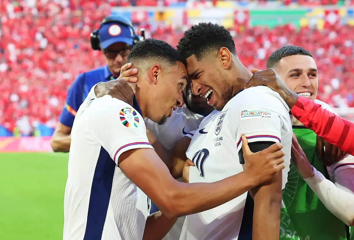 Il est de notoriété publique qu'Alexander-Arnold entretient une grande relation avec Jude Bellingham (Photo by Richard Pelham/Getty Images)