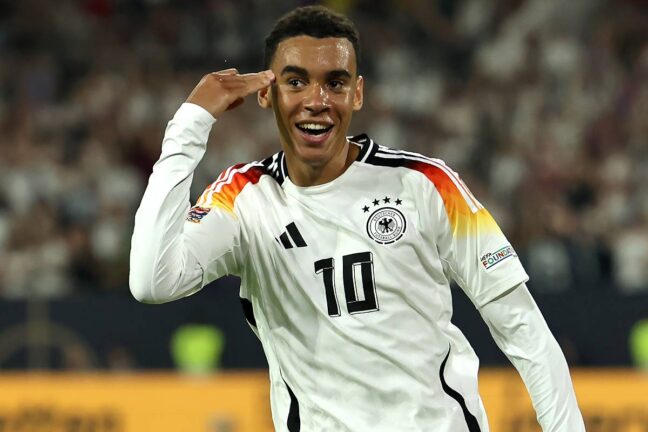 Jamal Musiala avec le maillot de l'Allemagne (Getty Images)
