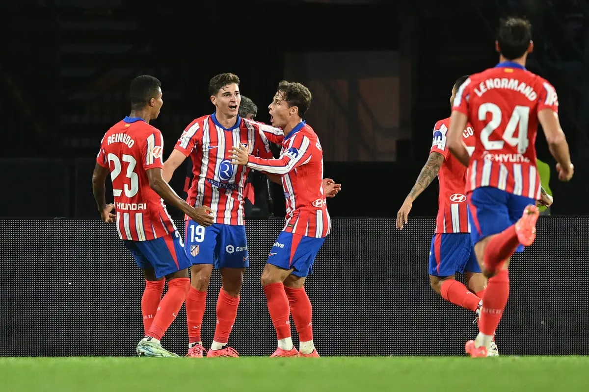 L'atletico Madrid et Mario Hermoso célébrant un but convtre le Celta Vigo (Photo by Octavio Passos/Getty Images)