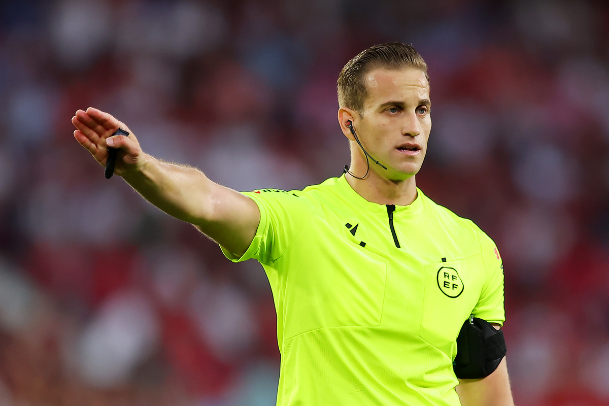 Alberola Rojas a eu un arbitrage controversé lors de la rencontre entre le Real Madrid et le Real Betis (Getty Images)