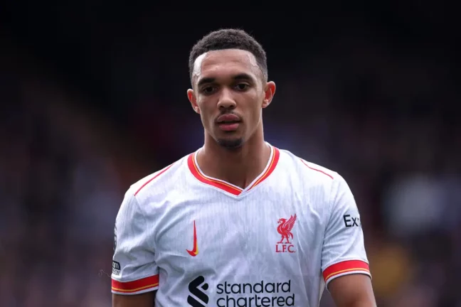 Trent Alexander-Arnold avec Liverpool (Photo by Alex Pantling/Getty Images)