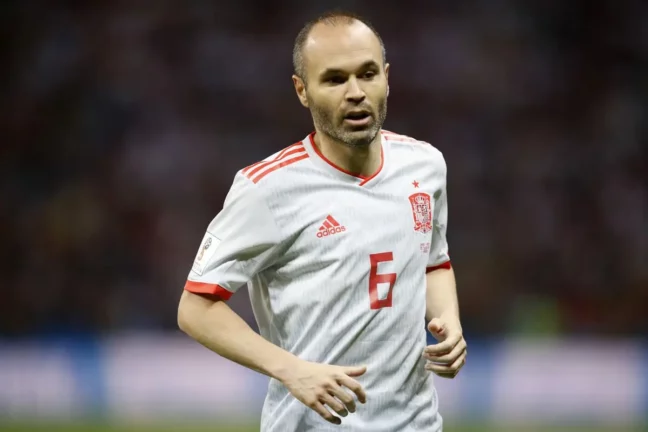 Le Real Madrid a tenu a rendre hommage à Andrés Iniesta (Photo by Julian Finney/Getty Images)