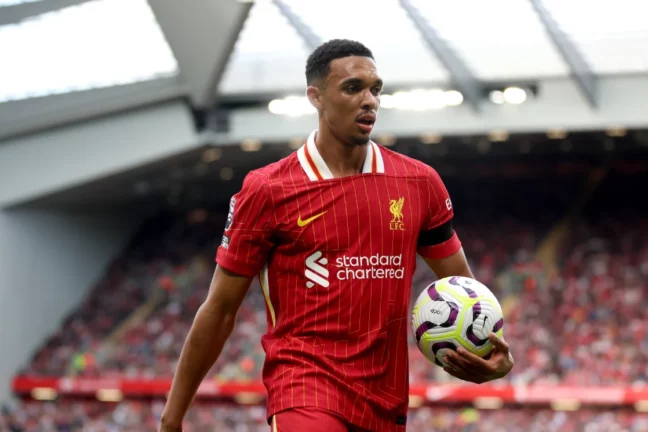 LIVERPOOL, ENGLAND - SEPTEMBER 14: Liverpool's Trent Alexander-Arnold during the Premier League match between Liverpool FC and Nottingham Forest FC at Anfield on September 14, 2024 in Liverpool, England. (Photo by Carl Recine/Getty Images) mercato