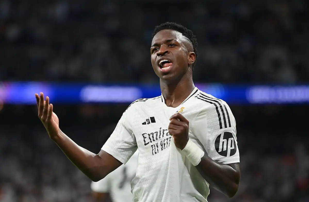 Vinicius Jr remporte un nouveau trophée individuel. (Photo by Denis Doyle/Getty Images)