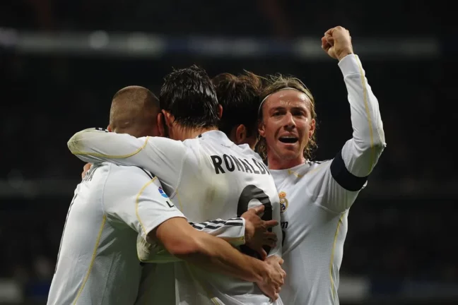 Guti lors d'une rencontre du Real Madrid en 2010 (Photo by Denis Doyle/Getty Images)