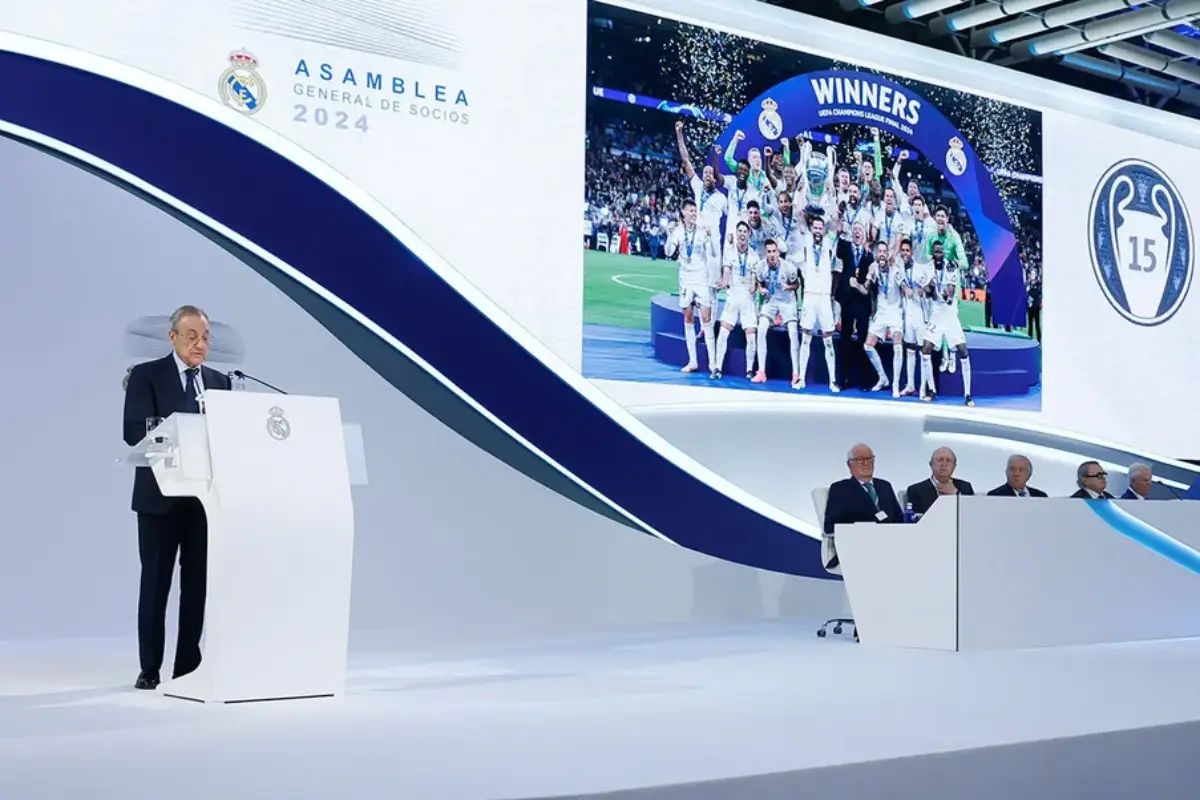 Florentino Pérez lors de l'assemblée des socios 2024 concernant le Ballon d'or.(realmadrid.com)