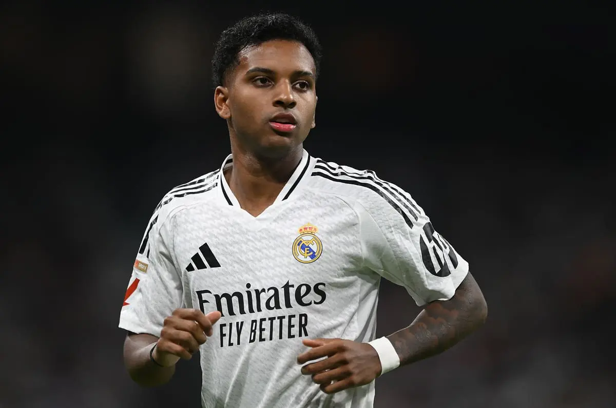 MADRID, SPAIN - SEPTEMBER 24: Rodrygo of Real Madrid looks on during the LaLiga match between Real Madrid CF and Deportivo Alaves at Estadio Santiago Bernabeu on September 24, 2024 in Madrid, Spain. (Photo by Denis Doyle/Getty Images).