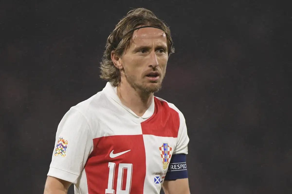 GLASGOW, SCOTLAND - NOVEMBER 15: Luka Modric of Croatia during gameplay at the UEFA Nations League 2024/25 League A Group A1 match between Scotland and Croatia at Hampden Park on November 15, 2024 in Glasgow, Scotland. (Photo by Euan Cherry/Getty Images).