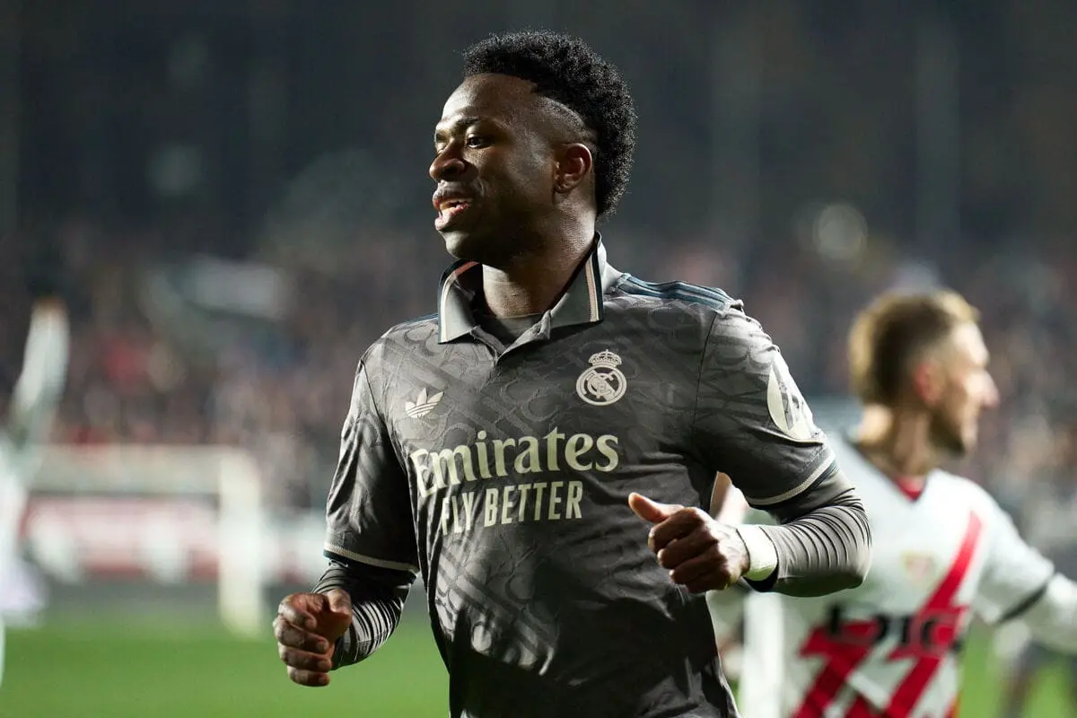 MADRID, SPAIN - DECEMBER 14: Vinicius Jr. of Real Madrid looks on during the LaLiga match between Rayo Vallecano and Real Madrid CF at Estadio de Vallecas on December 14, 2024 in Madrid, Spain. (Photo by Angel Martinez/Getty Images)