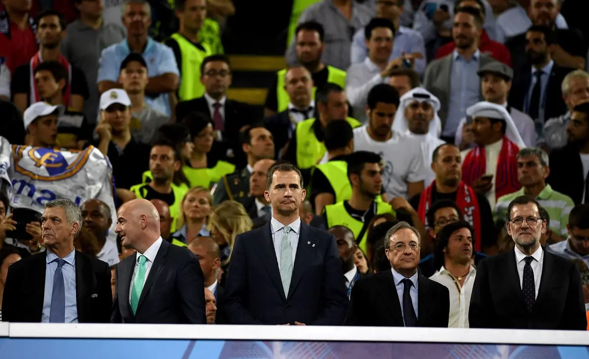 MILAN, ITALY - MAY 28: FIFA President Gianni Infantino, King Felipe VI of Spain, Real Madrid president Florentino Perez and Prime Minister Mariano Rajoy look on during the Champions League by Real Madrid President Florentino Perez afterthe UEFA Champions League Final match between Real Madrid and Club Atletico de Madrid at Stadio Giuseppe Meazza on May 28, 2016 in Milan, Italy. (Photo by Laurence Griffiths/Getty Images)