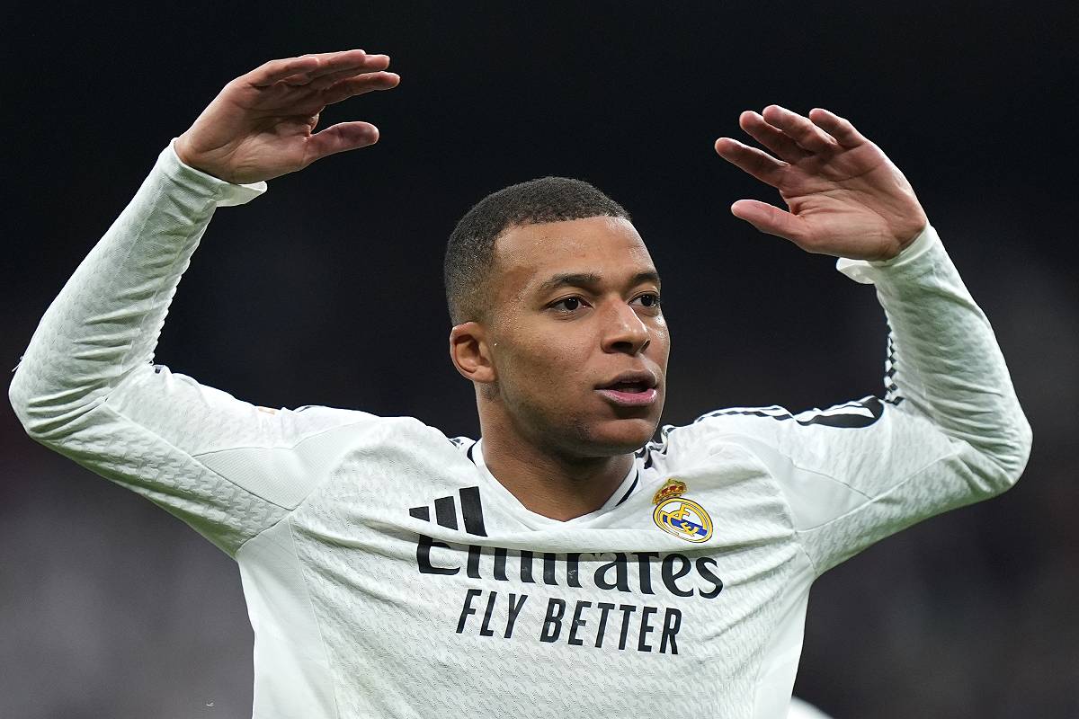MADRID, SPAIN - JANUARY 19 Kylian Mbappe of Real Madrid celebrates scoring his team's third goal during the LaLiga match between Real Madrid CF and UD Las Palmas at Estadio Santiago Bernabeu on January 19, 2025 in Madrid, Spain. (Photo by Angel MartinezGetty Images)