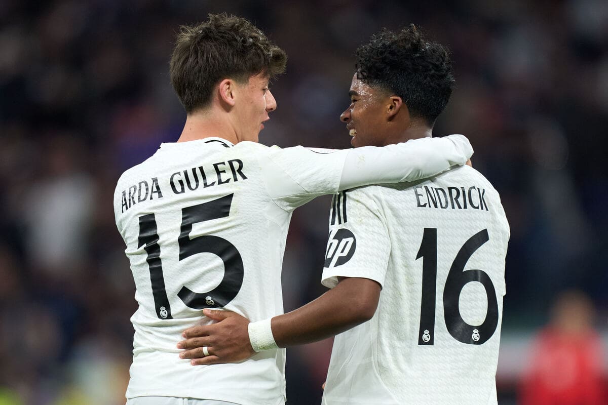 MADRID, SPAIN - JANUARY 16: Endrick Felipe Moreira of Real Madrid celebrates with Arda Güler after scoring their team's fifth goal during the Copa Del Rey match between Real Madrid and Celta de Vigo at Estadio Santiago Bernabeu on January 16, 2025 in Madrid, Spain. (Photo by Angel Martinez/Getty Images)