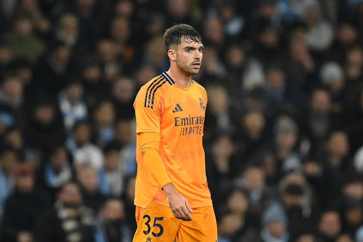 Raul Asencio lors du match face à City (Photo by Michael Regan/Getty Images).