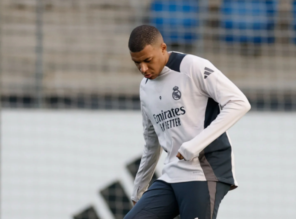 Kylian Mbappé suscite l'inquiétude à Valdebebas ! (realmadrid.com)